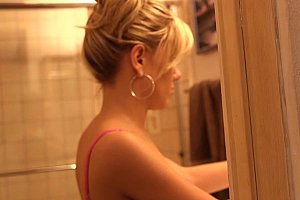 俄罗斯性爱三级片 Porn