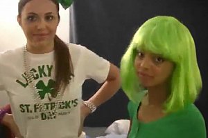 老熟女丝袜败火 Porn