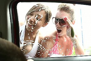 二人看免费大片二级 Porn