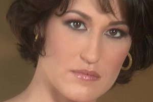 卡芙卡被❌吸乳脱内内免费网站 Porn