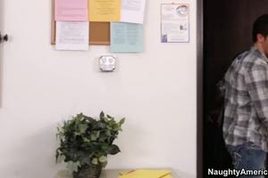 色偷偷免费视频 Porn