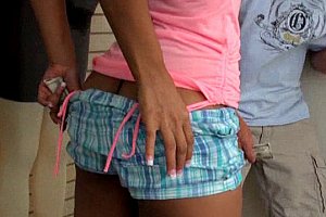 日本娇小13xxxxhd Porn